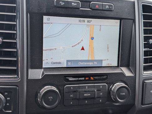 Used 2019 Ford F150 XLT w/ Equipment Group 302A Luxury AWD/4WD image 10