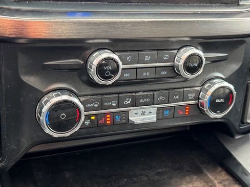 Used 2023 Ford F250 Lariat w/ Lariat Ultimate Package image 40