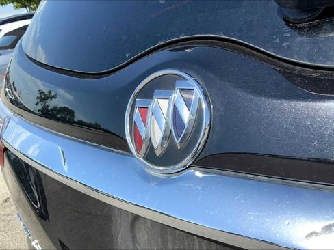 Used 2024 Buick Enclave Premium image 24