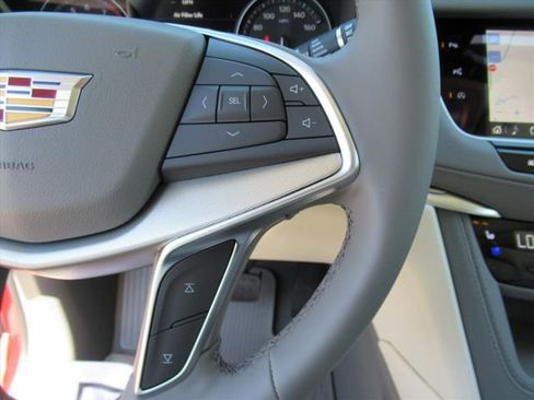 New 2026 Cadillac XT5 Premium Luxury w/ Driver Assist Package image 23