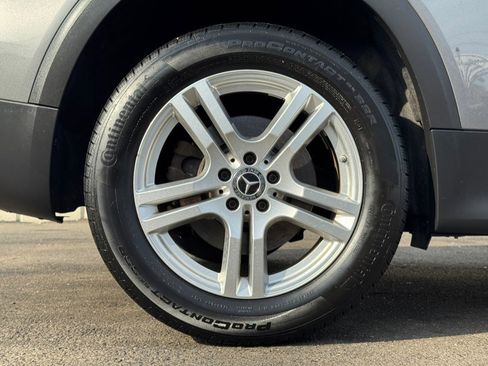 Used 2021 Mercedes-Benz GLB 250 4MATIC image 17