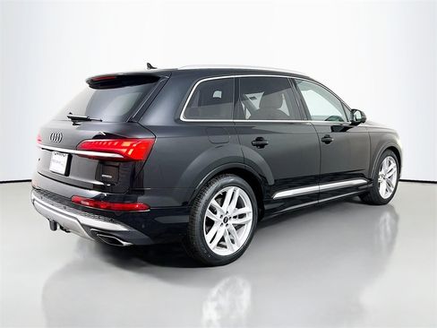 New 2025 Audi Q7 3.0T Premium Plus image 7