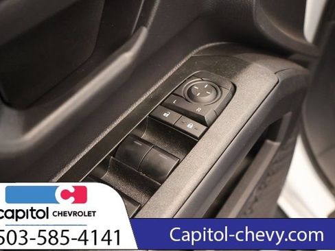 Used 2026 Toyota 4Runner SR5 AWD/4WD image 11