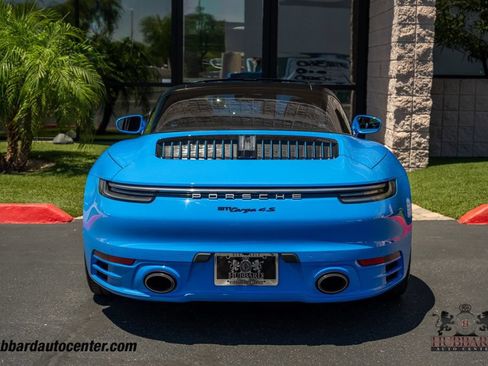 Used 2023 Porsche 911 AWD/4WD image 7
