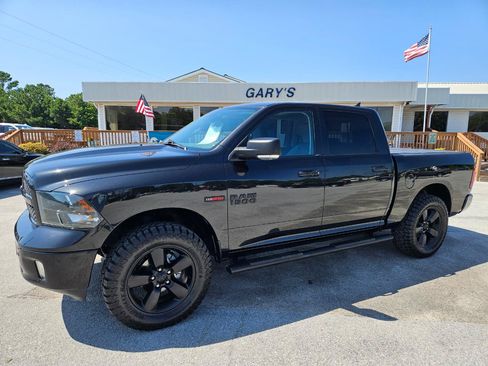 Used 2018 RAM 1500 Big Horn AWD/4WD image 2