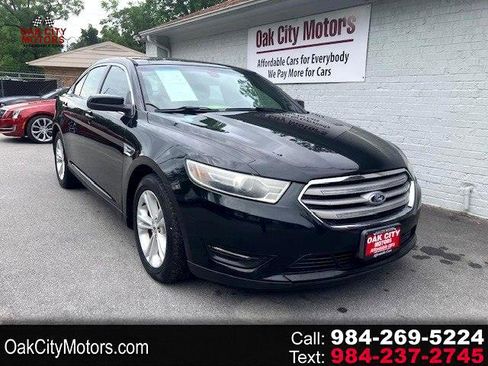 Used 2015 Ford Taurus SEL image 1