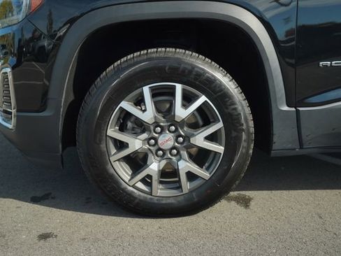 Used 2022 GMC Acadia SLE w/ Driver Convenience Package image 11