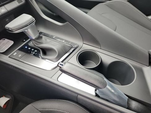 New 2026 Hyundai Elantra Sport FWD image 15
