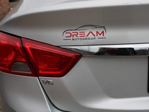 Used 2019 Chevrolet Impala LT FWD image 34