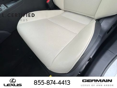 Certified 2024 Lexus ES 300h w/ Premium Package FWD image 22