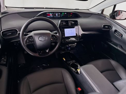 Certified 2020 Toyota Prius XLE w/ Advanced Technology Package AWD/4WD image 18