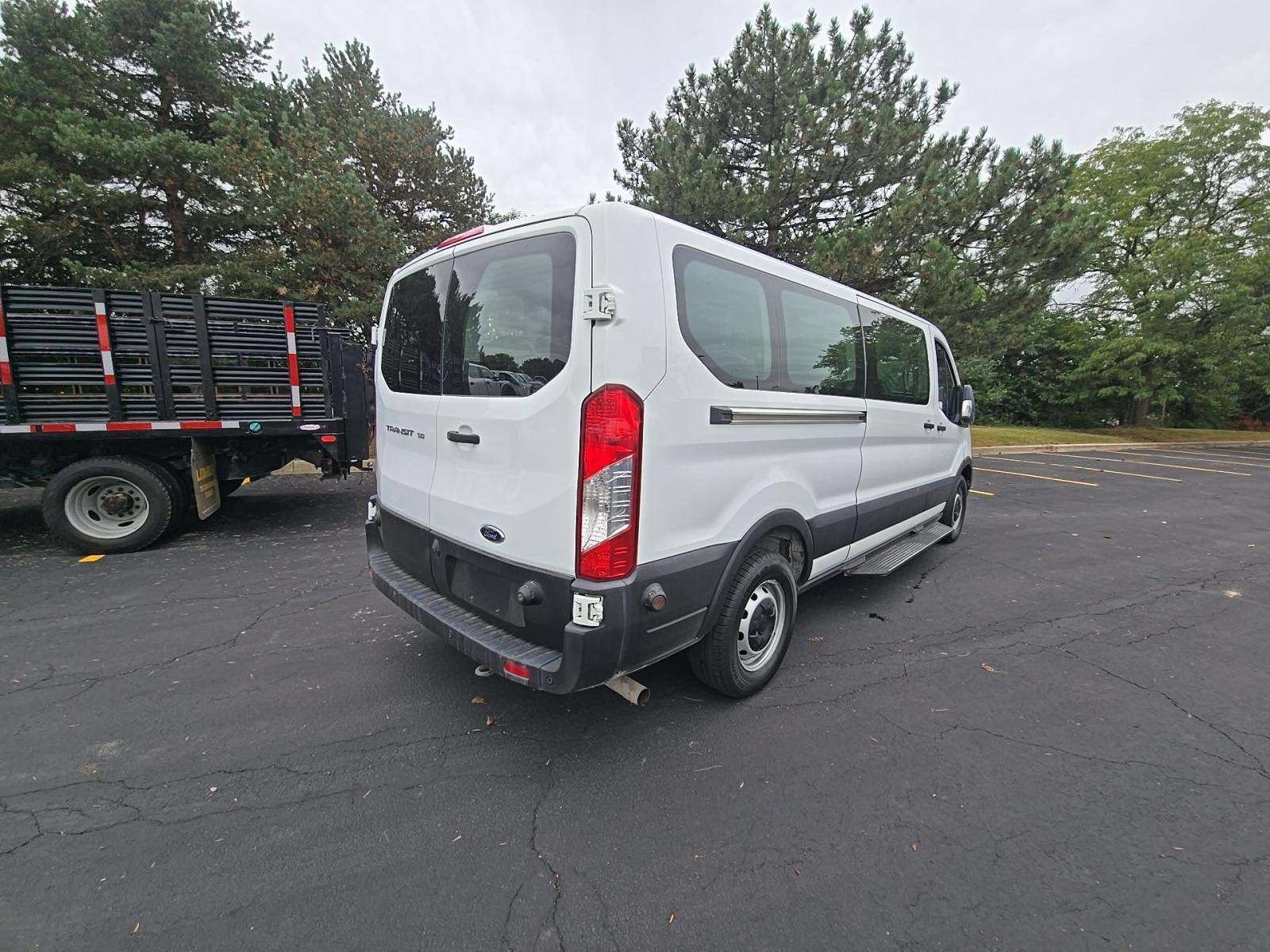 Used 2020 Ford Transit 350 XL RWD image 3
