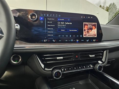 Used 2025 Chevrolet Tahoe Z71 w/ Comfort Package image 28