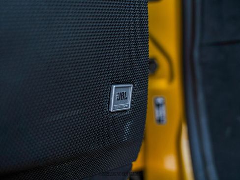 Used 2024 Ferrari SF90 Spider image 25