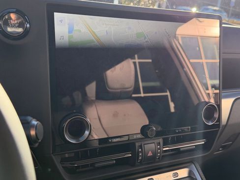 Used 2025 Lexus GX 550 550 Premium+ w/ Accessory Package (2T) image 40