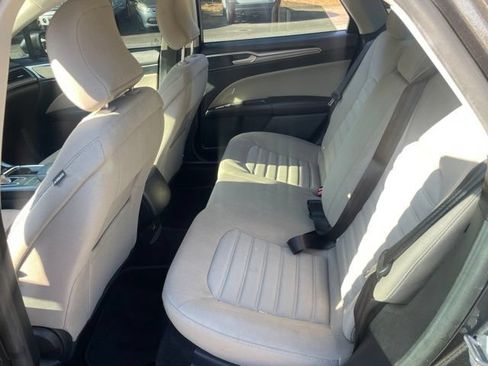 Used 2018 Ford Fusion S FWD image 7
