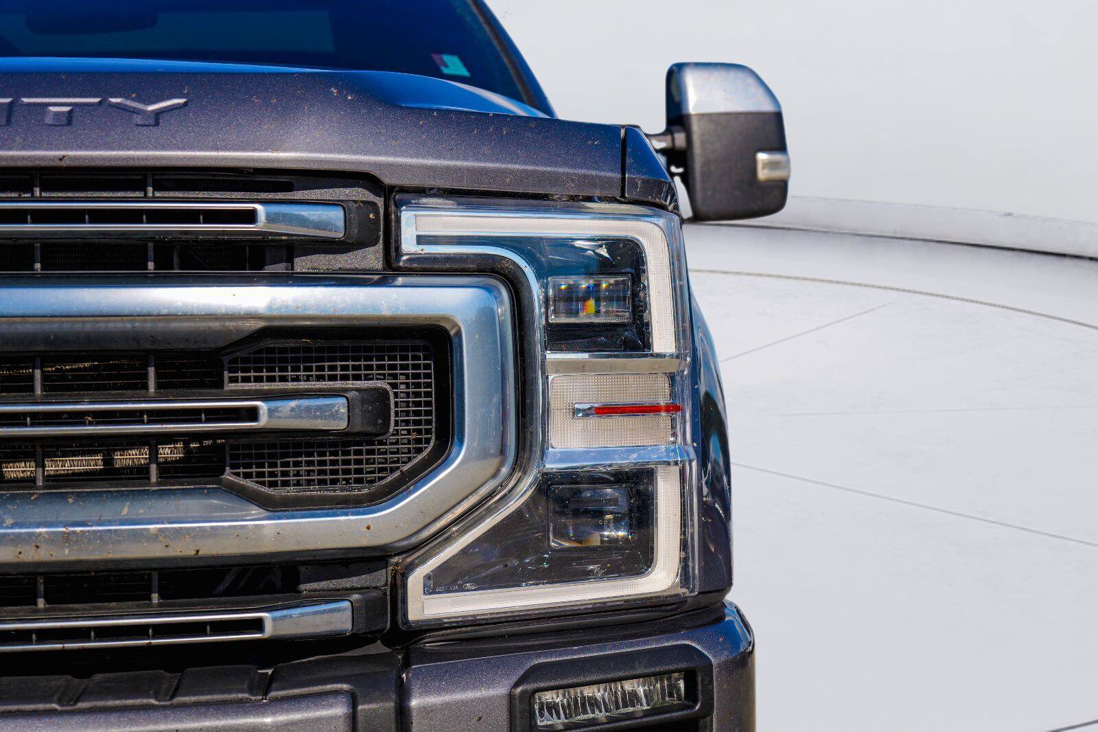 Used 2021 Ford F250 Platinum w/ FX4 Off-Road Package AWD/4WD image 6