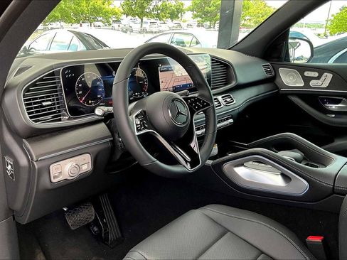 New 2025 Mercedes-Benz GLE 450e GLE 450e image 10