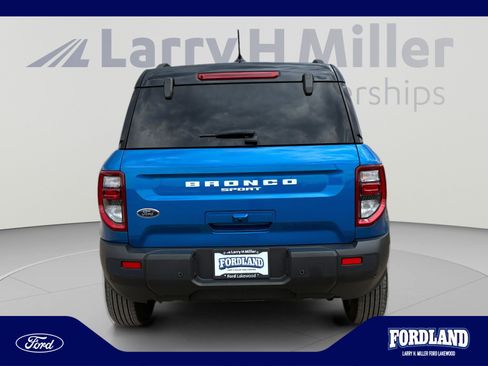 Used 2025 Ford Bronco Sport Outer Banks w/ Outer Banks Tech Package+ AWD/4WD image 4