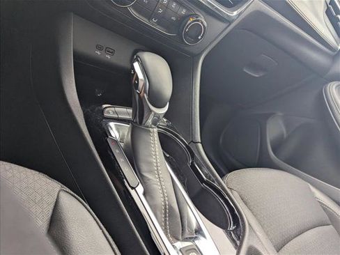 Used 2025 Buick Encore GX Preferred FWD image 10