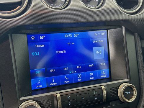 Used 2020 Ford Mustang Shelby GT500 w/ Technology Package image 16