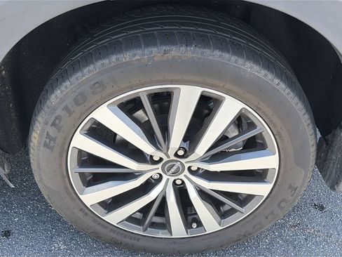 Certified 2022 Nissan Pathfinder Platinum w/ Cargo Package AWD/4WD image 13