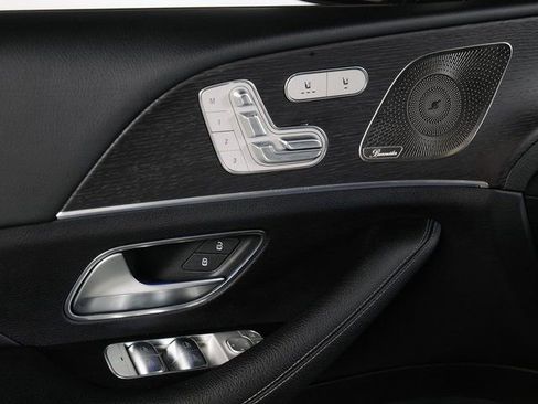 Used 2023 Mercedes-Benz GLE 450 4MATIC w/ Premium Package image 28