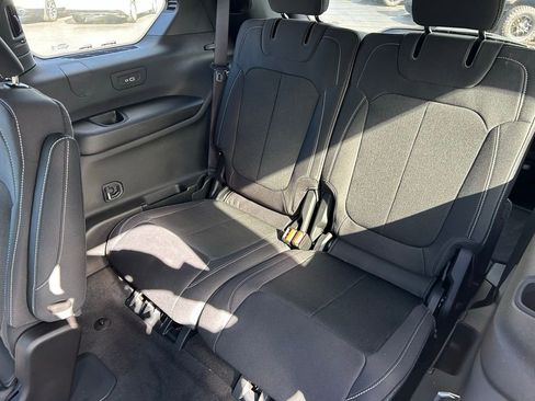 New 2026 Jeep Grand Cherokee L Laredo AWD/4WD image 14