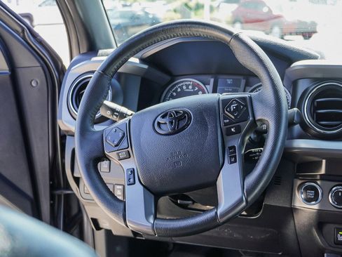 Certified 2020 Toyota Tacoma TRD Pro AWD/4WD image 33