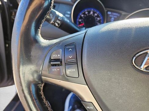 Used 2013 Hyundai Genesis 2.0T image 15