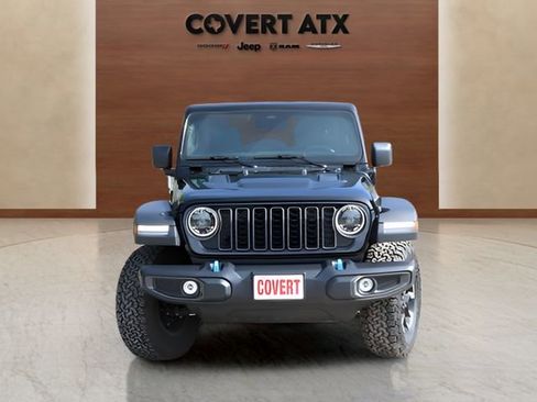 Used 2025 Jeep Wrangler Unlimited Rubicon 4xe w/ Convenience Group image 8