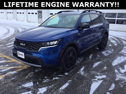 Used 2023 Kia Sorento X-Line EX image 4