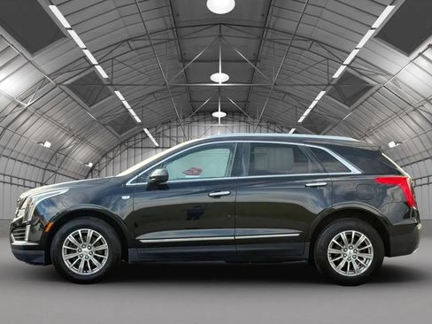 Used 2017 Cadillac XT5 Luxury AWD/4WD image 4