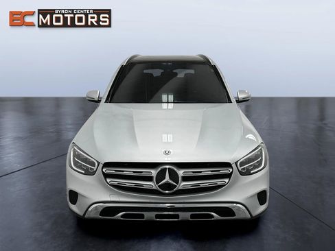 Used 2020 Mercedes-Benz GLC 300 4MATIC SUV image 8