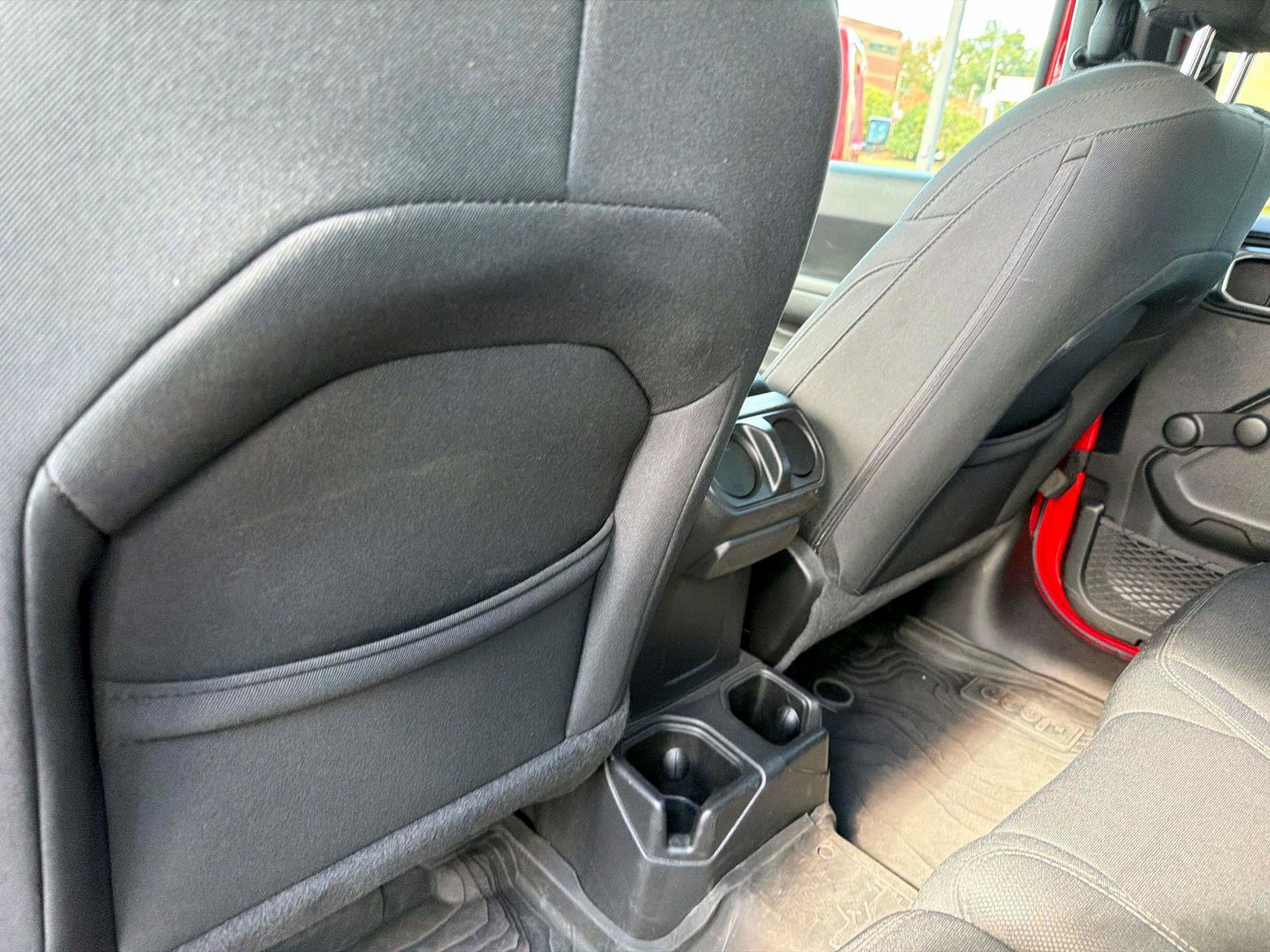 Used 2022 Jeep Wrangler Unlimited Sport AWD/4WD image 8