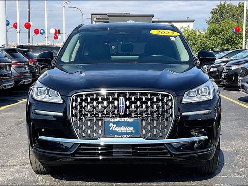 Used 2025 Lincoln Corsair Grand Touring w/ Equipment Group 301A AWD/4WD image 2