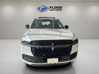 New 2026 Lincoln Navigator Reserve w/ Jet Appearance Package video 2