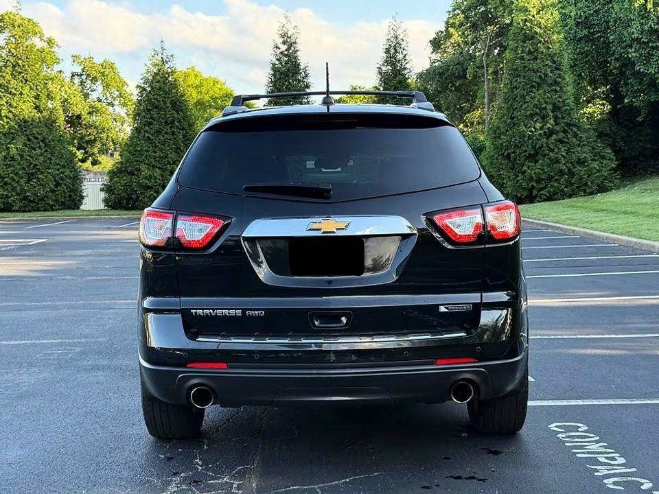 Used 2017 Chevrolet Traverse Premier AWD/4WD image 7