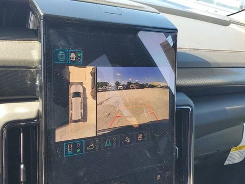 New 2026 GMC Yukon AT4 AWD/4WD image 22