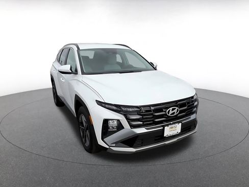 Used 2025 Hyundai Tucson SEL image 3