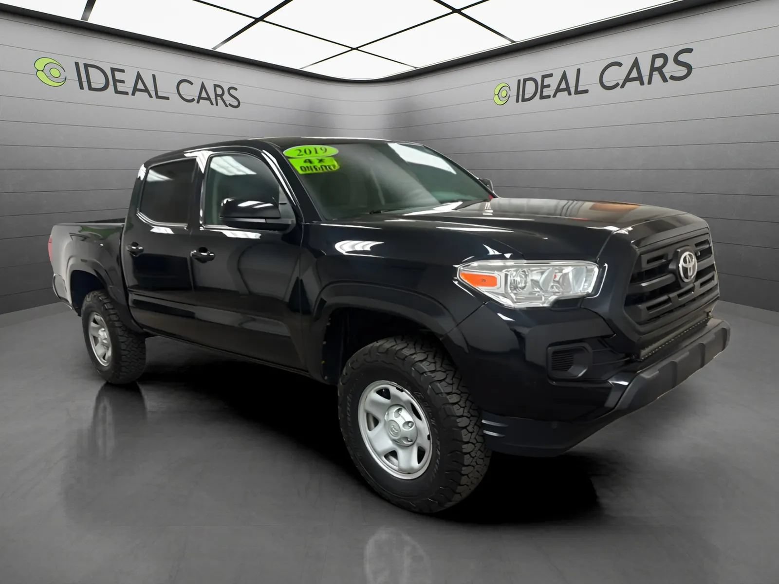 Used 2019 Toyota Tacoma SR w/ SR Convenience Package AWD/4WD image 3