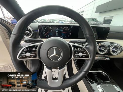 Used 2019 Mercedes-Benz A 220 4MATIC image 41