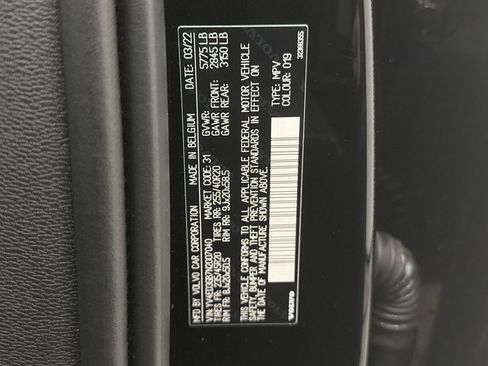 Used 2022 Volvo C40 P8 Recharge Ultimate image 11