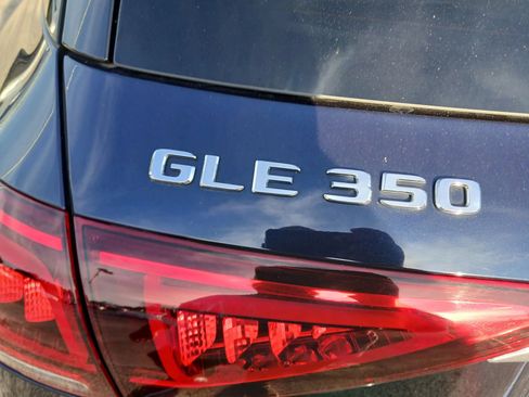 Used 2021 Mercedes-Benz GLE 350 w/ Premium Package image 13