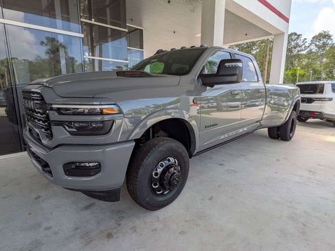 New 2026 RAM 3500 Limited image 7
