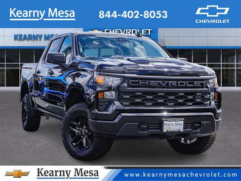 New 2026 Chevrolet Silverado 1500 Custom Trail Boss w/ Midnight Edition AWD/4WD image 1