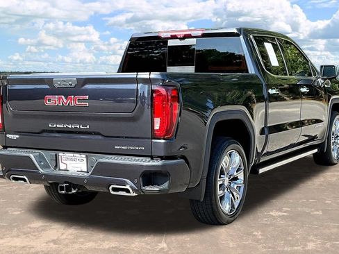 Used 2023 GMC Sierra 1500 Denali AWD/4WD image 8