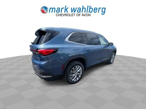 Certified 2025 Buick Enclave Preferred FWD image 8