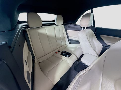 Used 2016 BMW M235i Convertible image 26