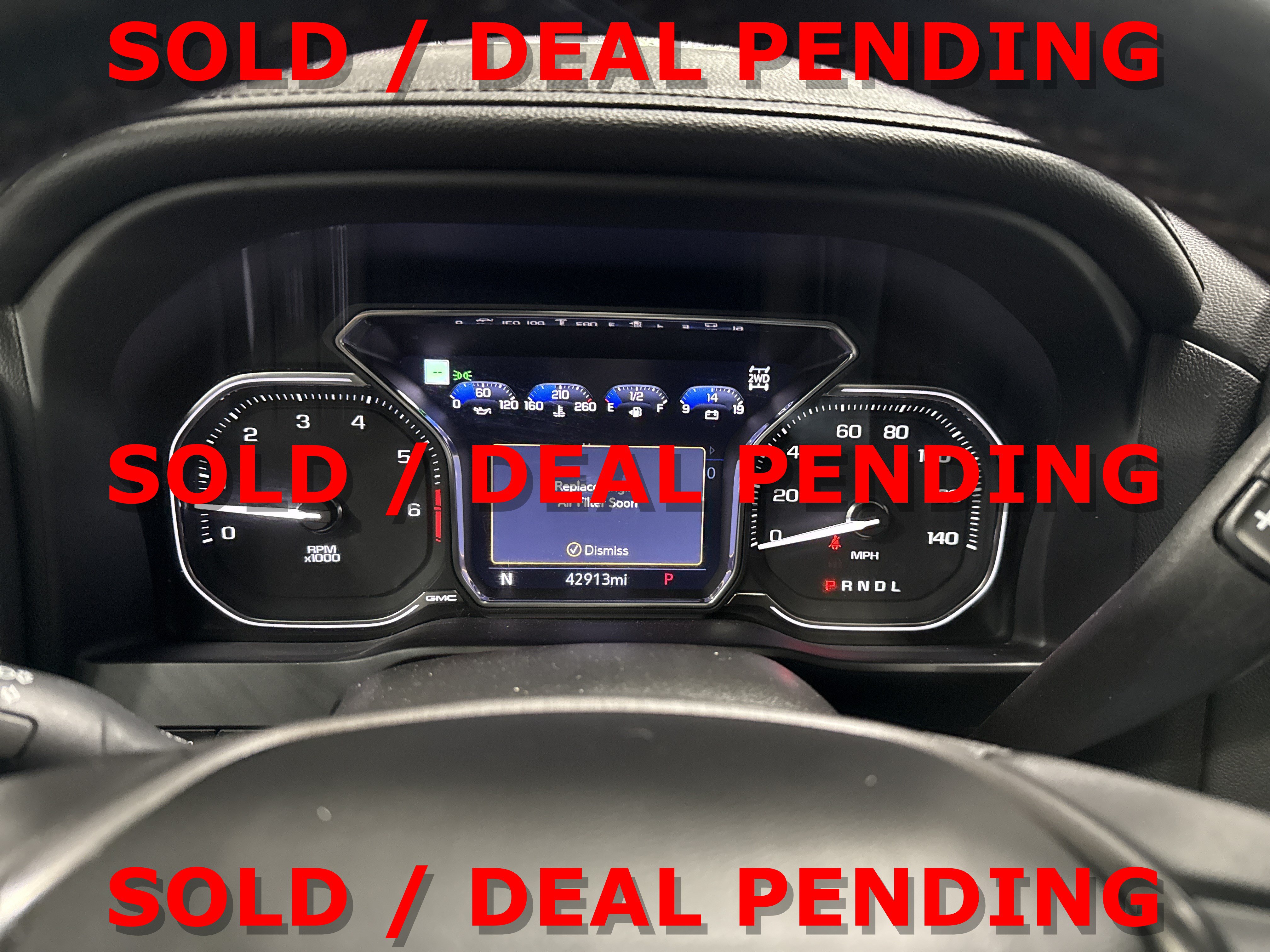 Used 2022 GMC Sierra 2500 AT4 w/ AT4 Premium Plus Package AWD/4WD image 9